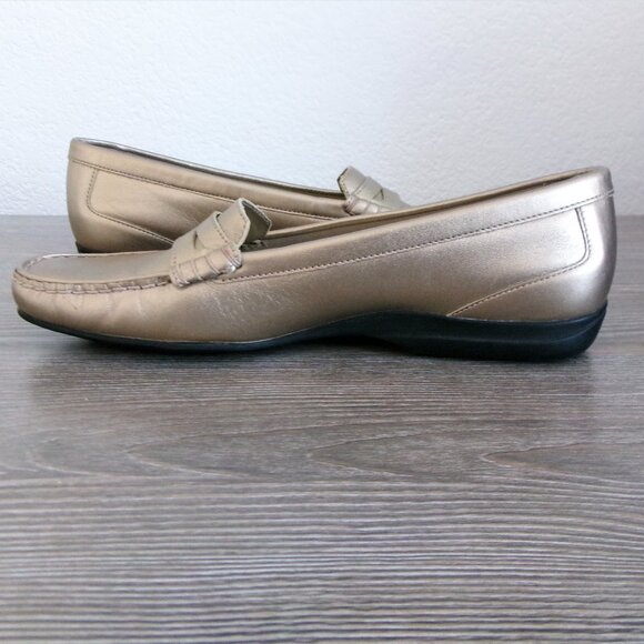 Trotters FRANCIE II Gold Metallic Leather Loafers 7.5N 7.5 Narrow - Picture 4 of 15
